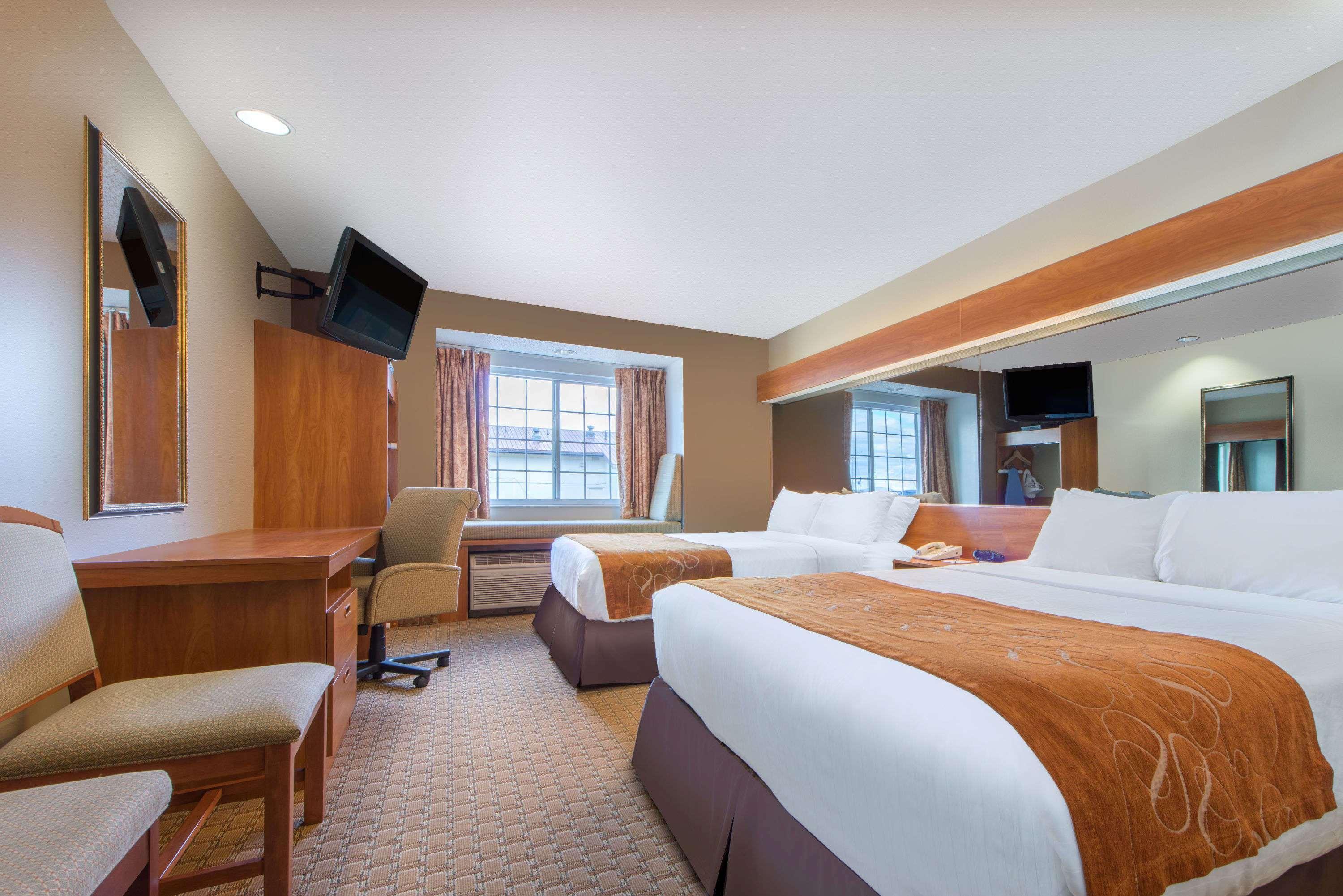 Microtel Inn & Suites Ратон Экстерьер фото